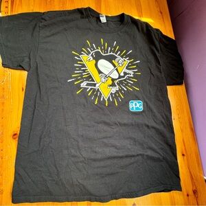 Pittsburgh penguins hockey T-shirt size XL men’s